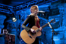 Suzanne Vega