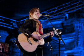 Suzanne Vega